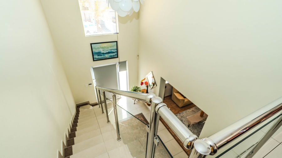 6 Bedroom Property for Sale in Rouxville Western Cape